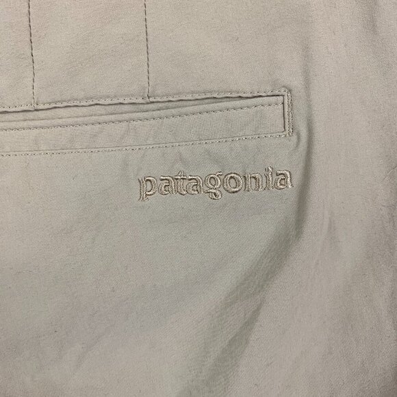 Patagonia Mens Quandary Shorts 34 Beige Nylon Stretch Zip Pocket 40-UPF Hiking - Picture 7 of 7